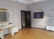 İcarəyə verilir 3 otaqlı 125 m2 yeni tikili 4 mkr