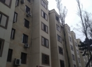 Satılır 3 otaqlı 80 m2 köhnə tikili İnşaatçılar m.