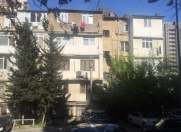 Satılır 3 otaqlı 70 m2 köhnə tikili İnşaatçılar m.