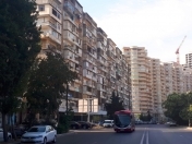 Satılır 3 otaqlı 110 m2 köhnə tikili Yasamal r.