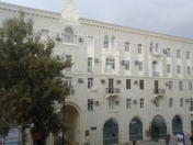 Satılır 2 otaqlı 58 m2 köhnə tikili Sahil bağı