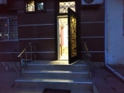 İcarəyə verilir 1 otaqlı 29 m2 ofis Şah İsmayıl Xətai m.