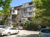 Satılır 2 otaqlı 48 m2 köhnə tikili Baku Mall