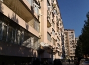 Satılır 5 otaqlı 210 m2 yeni tikili Ayna Sultanova heykəli