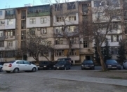 Satılır 2 otaqlı 51 m2 köhnə tikili İnşaatçılar m.