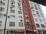 Satılır 6 otaqlı 240 m2 yeni tikili 3 mkr