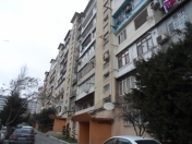 Satılır 3 otaqlı 85 m2 köhnə tikili Ayna Sultanova heykəli