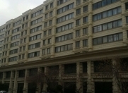 Satılır 3 otaqlı 100 m2 köhnə tikili Səməd Vurğun parkı