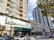 Satılır 3 otaqlı 170 m2 yeni tikili Azərbaycan Dillər Universiteti