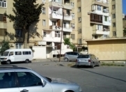 Satılır 2 otaqlı 62 m2 köhnə tikili Əhmədli m.