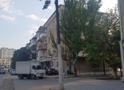 Satılır 3 otaqlı 85 m2 köhnə tikili Sevinc k/t