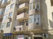 Satılır 3 otaqlı 110 m2 köhnə tikili 8 mkr