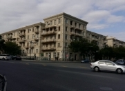 Satılır 2 otaqlı 60 m2 köhnə tikili Space TV