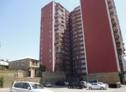 Satılır 2 otaqlı 65 m2 köhnə tikili İnşaatçılar m.