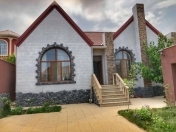 Satılır 4 otaqlı 120 m2 həyət evi Mərdəkan