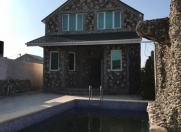 Satılır 4 otaqlı 180 m2 bağ evi Mərdəkan