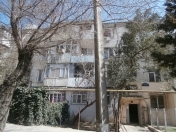 Satılır 1 otaqlı 34 m2 köhnə tikili İnşaatçılar m.