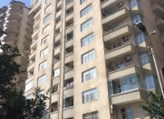 İcarəyə verilir 4 otaqlı 165 m2 yeni tikili Şah İsmayıl Xətai m.