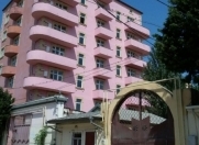 Satılır 56 otaqlı 5600 m2 obyekt Badamdar