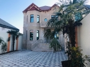 Satılır 6 otaqlı 250 m2 villa Masazır