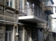 Satılır 2 otaqlı 40 m2 köhnə tikili MUM