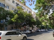 İcarəyə verilir 1 otaqlı 25 m2 ofis 28 May m.