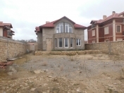 Satılır 7 otaqlı 240 m2 villa Masazır