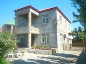 Satılır 5 otaqlı 240 m2 bağ evi Buzovna