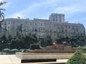 Satılır 3 otaqlı 70 m2 köhnə tikili Nərimanov heykəli