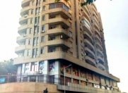 İcarəyə verilir 3 otaqlı 115 m2 yeni tikili 28 May m.