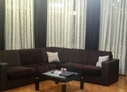 İcarəyə verilir 4 otaqlı 165 m2 yeni tikili Şah İsmayıl Xətai m.