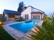 Satılır 5 otaqlı 200 m2 bağ evi Mərdəkan