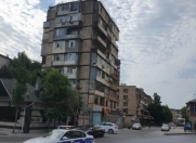 Satılır 2 otaqlı 47 m2 köhnə tikili Ayna Sultanova heykəli