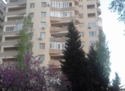 İcarəyə verilir 4 otaqlı 165 m2 yeni tikili Elmlər Akademiyası m.