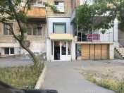 Satılır 3 otaqlı 106 m2 obyekt Keşlə bazarı