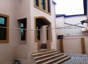 Satılır 6 otaqlı 250 m2 villa Qaraçuxur