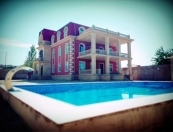 Satılır 8 otaqlı 750 m2 bağ evi Bakı