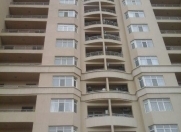 Satılır 1 otaqlı 62 m2 yeni tikili 28 May m.
