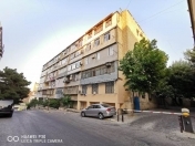 Satılır 2 otaqlı 65 m2 köhnə tikili Koala parkı