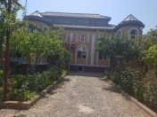 Satılır 6 otaqlı 350 m2 villa Y.Ramana