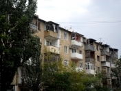 İcarəyə verilir 2 otaqlı 40 m2 köhnə tikili Elmlər Akademiyası m.