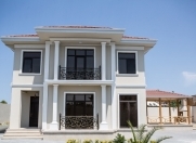 Satılır 5 otaqlı 210 m2 bağ evi Mərdəkan