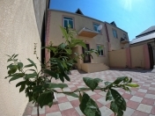 Satılır 4 otaqlı 180 m2 həyət evi Xırdalan