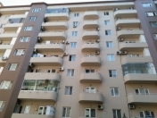 İcarəyə verilir 2 otaqlı 70 m2 köhnə tikili Şah İsmayıl Xətai m.