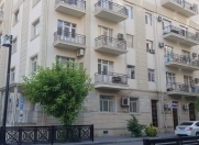 Satılır 1 otaqlı 23 m2 köhnə tikili Səməd Vurğun parkı