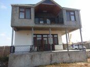 İcarəyə verilir 4 otaqlı 140 m2 bağ evi Şüvəlan