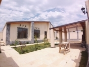 Satılır 4 otaqlı 160 m2 bağ evi Mərdəkan