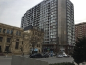 Satılır 4 otaqlı 204 m2 yeni tikili Bakı Slavyan Universiteti