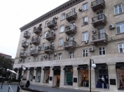 İcarəyə verilir 2 otaqlı 40 m2 köhnə tikili Səbail r.