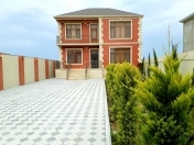 Satılır 4 otaqlı 200 m2 bağ evi Şüvəlan Park ticarət mərkəzi